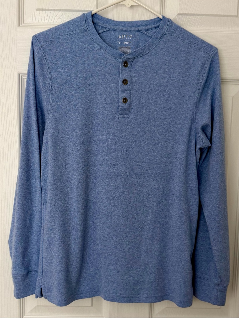 Apt. 9 Men’s Long Sleeve Henley - Light Blue - Size S - Excellent Condition